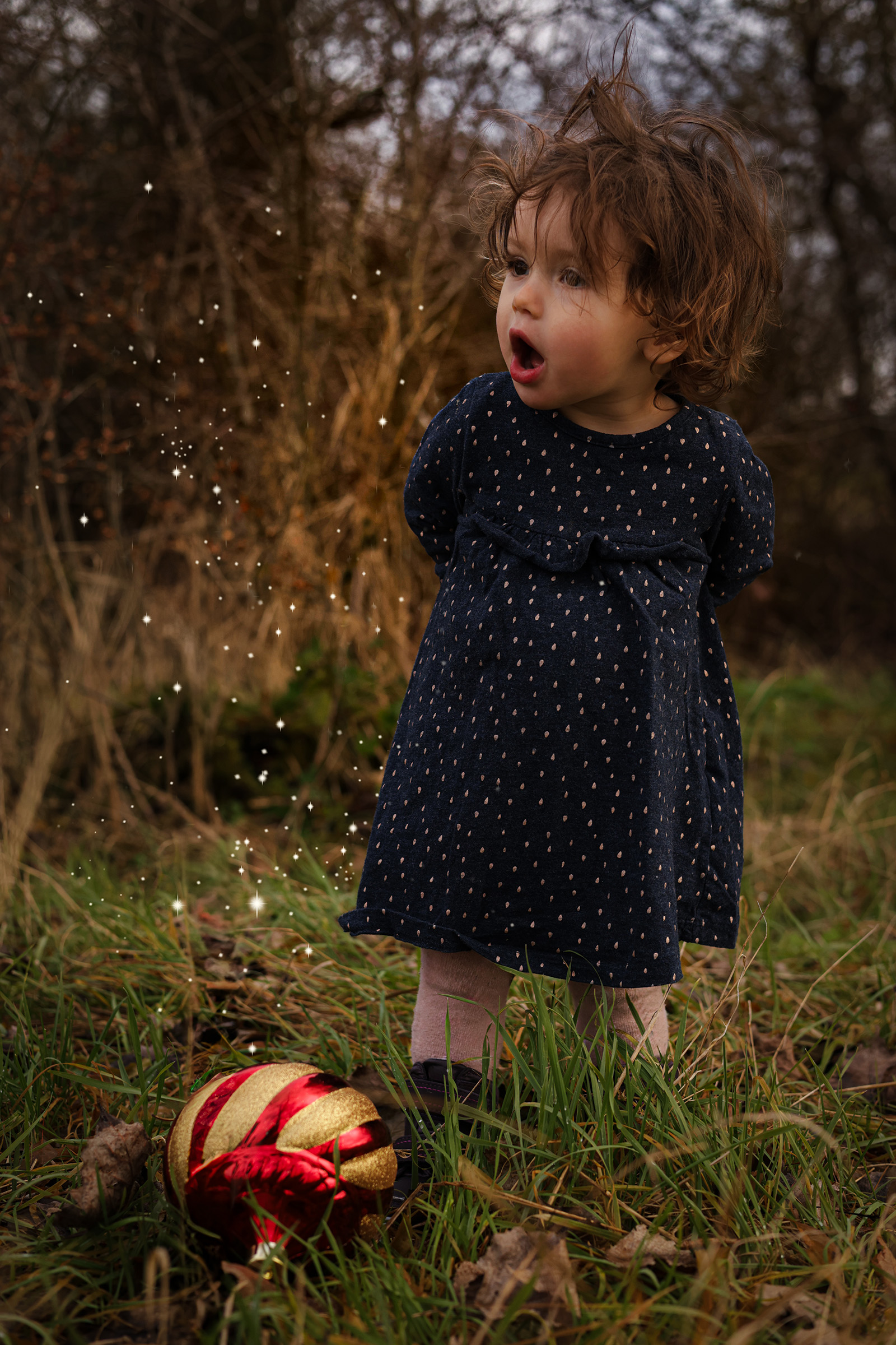 Anmutiges Kinderfoto von einem Kleinkind in der Nähe von Crailsheim
