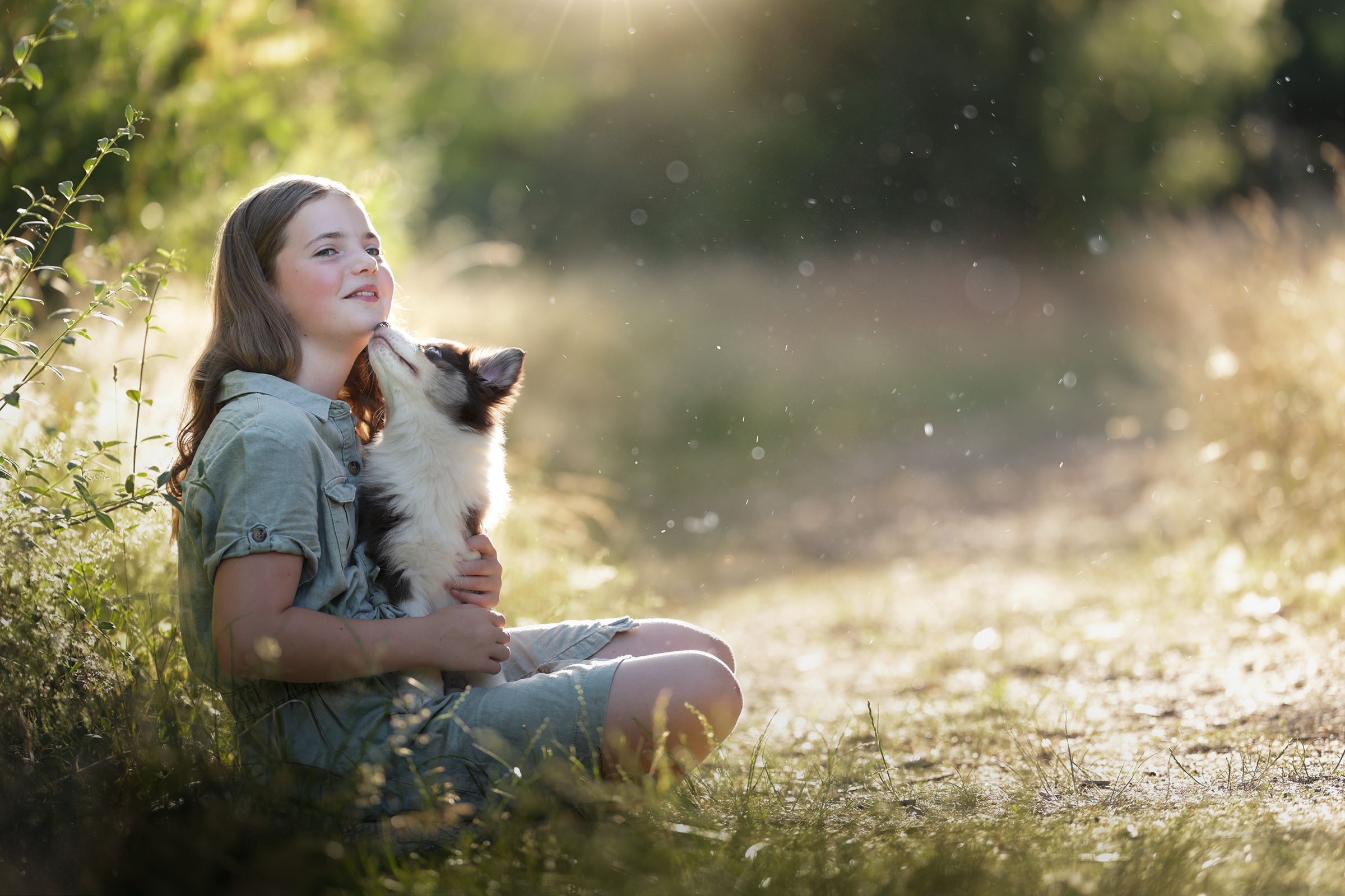 portrait_kind_mädchen-hund_sommer_natur_workshop_iwona_podlasinska